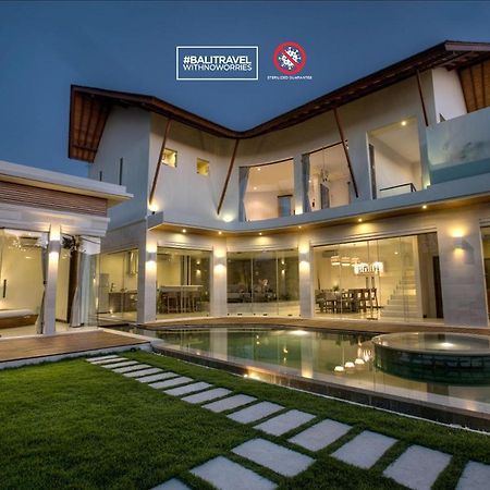 K Villas By Premier Hospitality Asia Seminyak Exterior foto