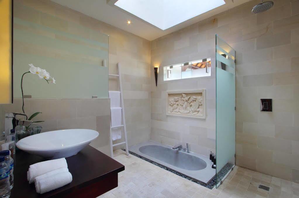 K Villas By Premier Hospitality Asia Seminyak Exterior foto